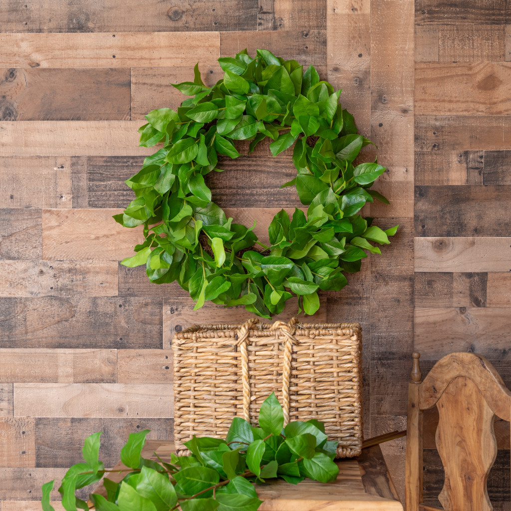SALAL LEAF WREATH - 28 INCH