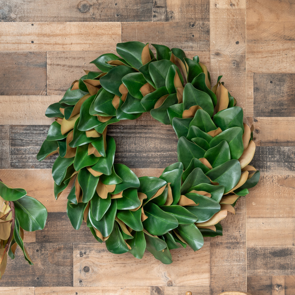 MAGNOLIA LEAF WREATH - 27 INCH 