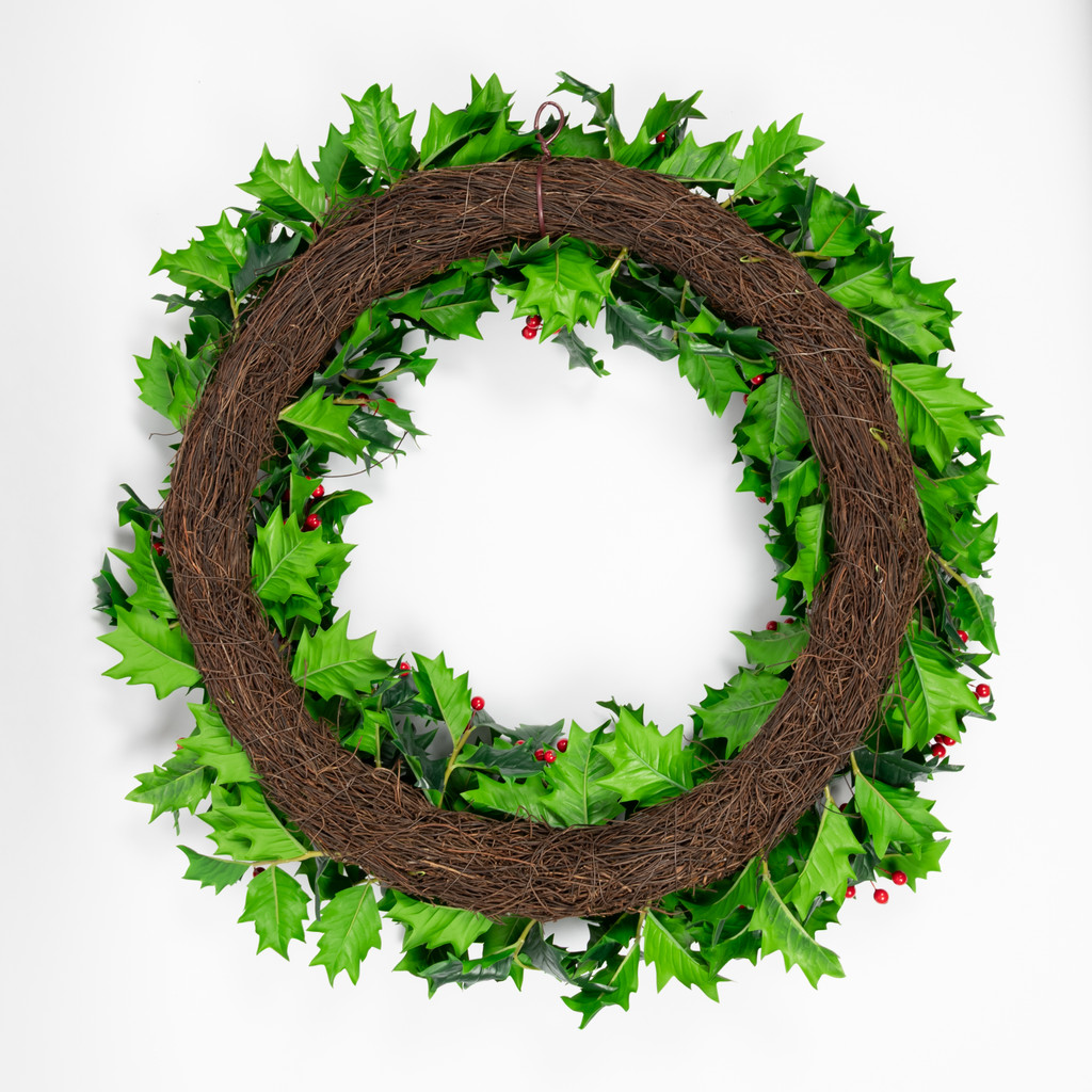 Holly Berry Wreath 30 Inch