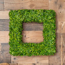 PRESERVED BOXWOOD COUNTRY MANOR WREATH - SQUARE - 20 INCH