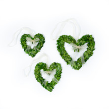 PRESERVED BOXWOOD WREATH - HEARTS WITH RIBBON - 3 PIECE SET