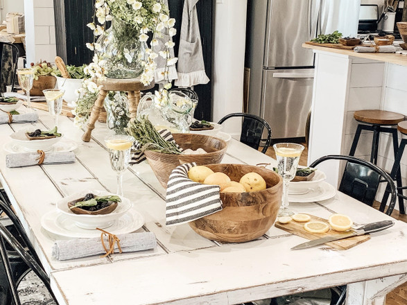GUEST BLOGGER: Spring Tablescape
