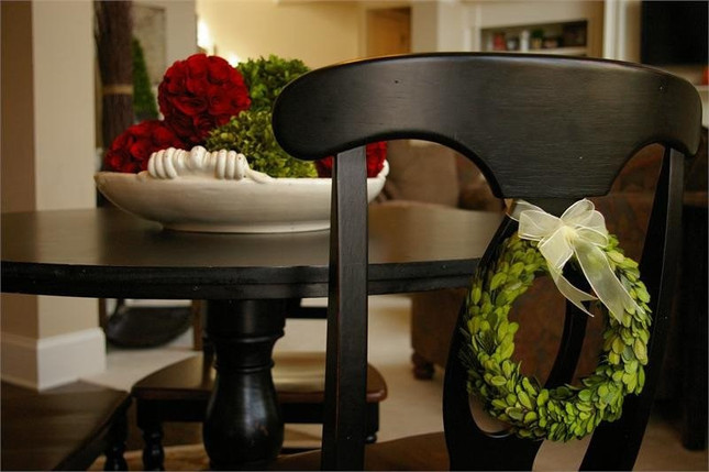 Creative Ways to Decorate with Boxwood