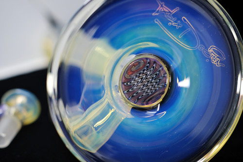 17" Stemline 45x5mm With WigWag on Base and Amber Purple Accents W/Silver Fume