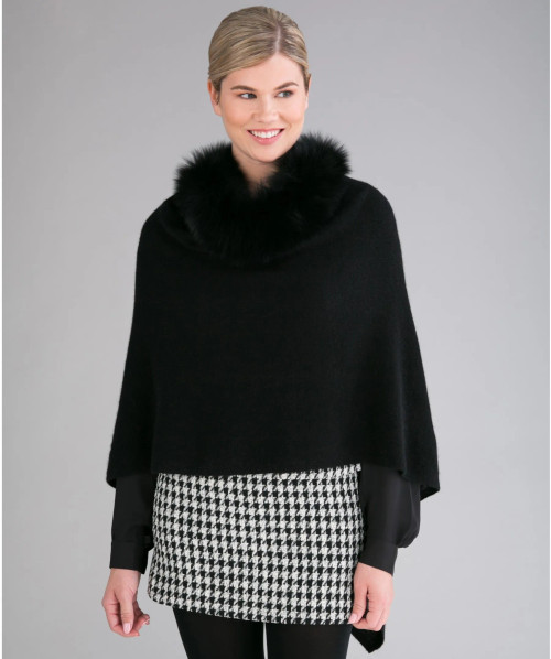 Warm, elegant Claudia Nichole Fox Trim Cashmere Topper in Black 