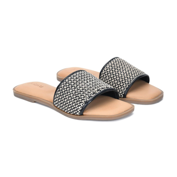 Jelavu's Delicate Raffia Black Slip-On Sandal
