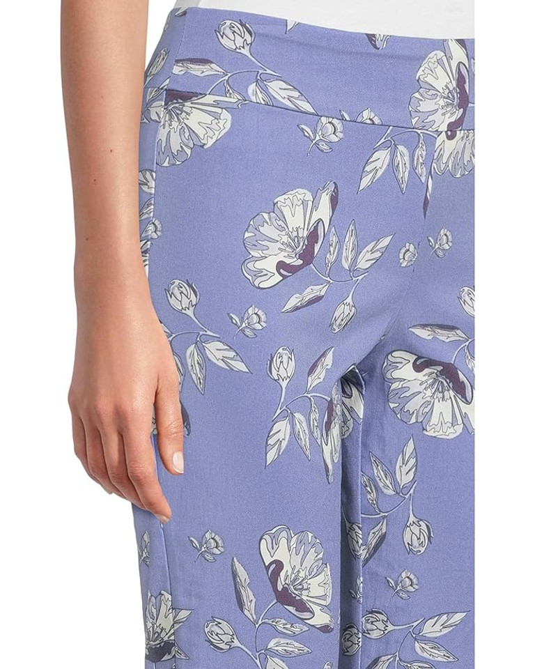 Krazy Larry Pull-On Ankle Pants in Lilac Flowers 