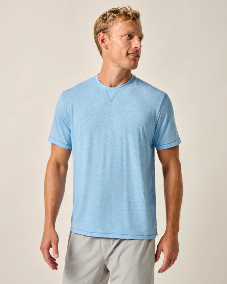 Johnnie-O Men's The Course Performance T-Shirt