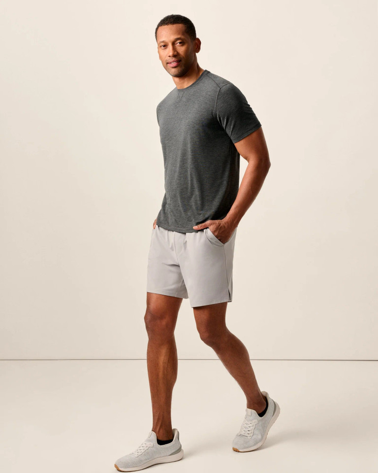 Johnnie-O Men's The Course Performance T-Shirt