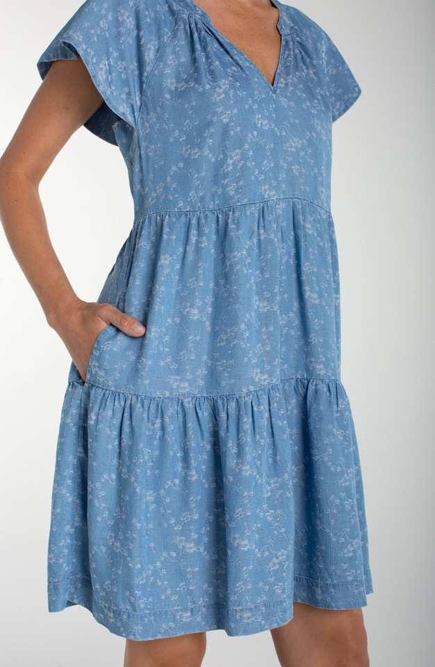 Liverpool Los Angeles Tiered Flutter Sleeve Dress