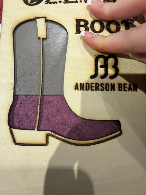 AB LILAC SF FULL QUILL W/GREY WAXY KANSAS - DEPOSIT 