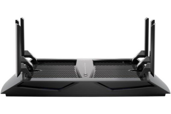 NETGEAR R8000-UKS NightHawk X6 - AC3200 Tri-Band WiFi Gigabit Router