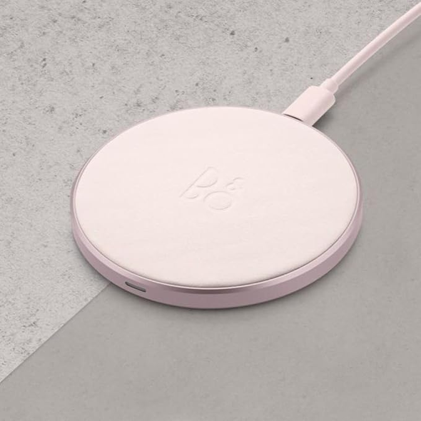 B&O Beoplay Fast Wireless Charging Pad Qi-Certified 10W Pink (1646205) – image 2