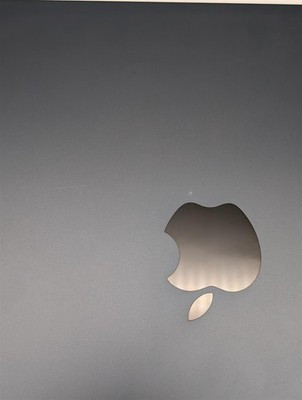 Apple MacBook Air 13" 2024 M3 8 Core 8GB 256GB SSD Midnight – image 2