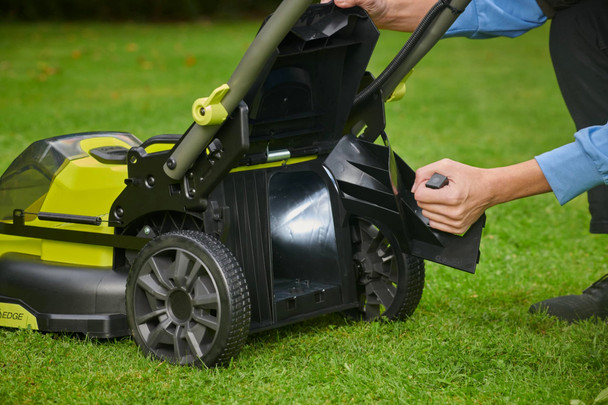 Ryobi RY18LMX40C-0 18V ONE+ Cordless Brushless 40cm Lawnmower, 50L Bag, Body Only - RY18LMX40C-0 – image 5