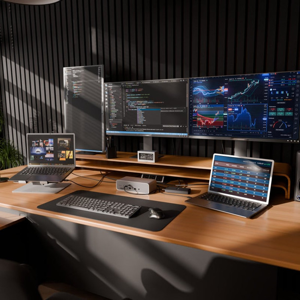 Targus Thunderbolt 5 Triple 8K Docking Station, 140W PD 3.1, 2.5GbE, 4x USB-A, Silver - DOCK230EUZ – image 2