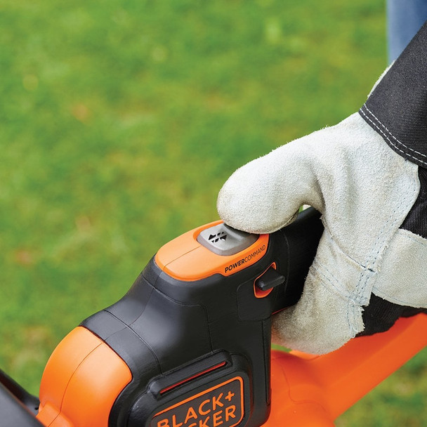 BLACK+DECKER 18V 45cm Cordless Hedge Trimmer with 2.0Ah Battery, 18mm Blade Gap, Anti-Jam - GTC18452PC-GB – image 6