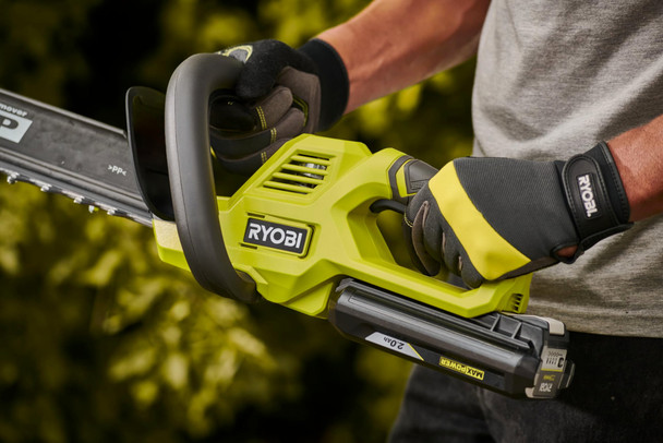 RYOBI 36V Cordless 60cm Hedge Trimmer, 25mm Cut Capacity, HedgeSweep (Battery & Charger Not Included) - RY36HT60A-0 – image 4