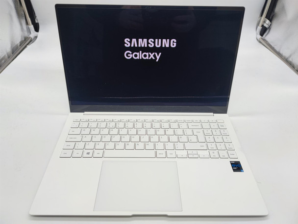 Samsung Galaxy Book Pro 15.6" AMOLED Laptop Intel Core i5 1135G7 8GB 512GB SSD