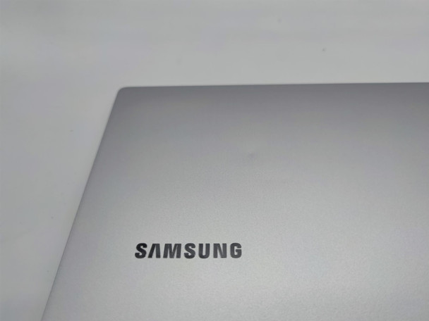 Samsung Galaxy Book Pro 15.6" AMOLED Laptop Intel Core i5 1135G7 8GB RAM 512GB