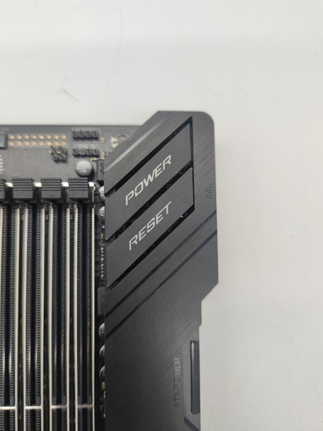 Gigabyte X570 Aorus Xtreme (Rev 1.0) DDR4 AMD AM4 E-ATX Motherboard