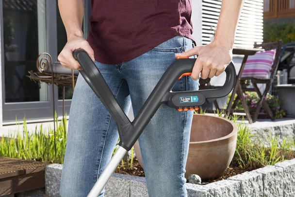 Gardena Battery Trimmer SmallCut Li-23R Ready To Use Set 9822-28 Strimmer – image 4