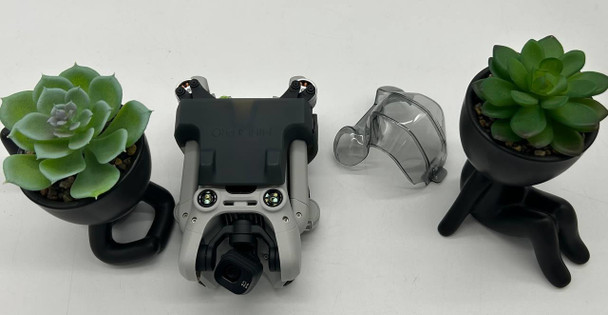 DJI Mini 4 Pro Drone Fly More Combo - Grey With RC2 Controller – image 4