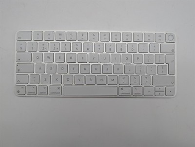 Apple iMac 24" M3 10 Core GPU 8GB 256GB SSD All-in-One Desktop PC Silver