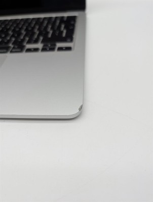 Apple Macbook Air 13.6" M2 8 Core 8GB 256GB SSD macOS Silver