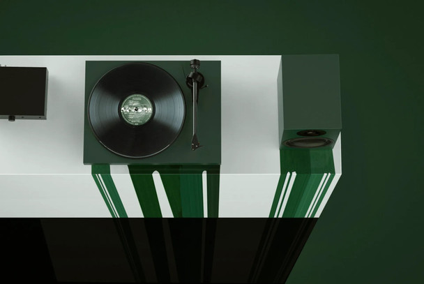 Pro-Ject Colourful Audio System Debut Carbon EVO Turntable Amp & Speakers Hi-Fi