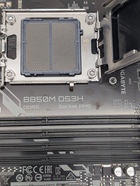 Gigabyte B850M DS3H DDR5 AMD AM5 Micro-ATX Motherboard 