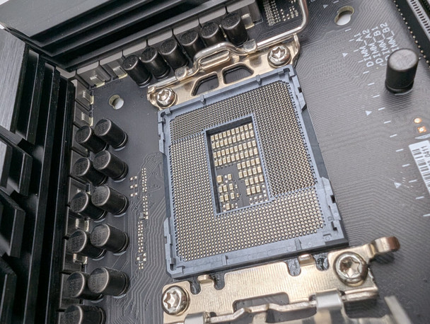 ASUS TUF GAMING Z790-PLUS WIFI Motherboard LGA 1700 Intel ATX DDR5 