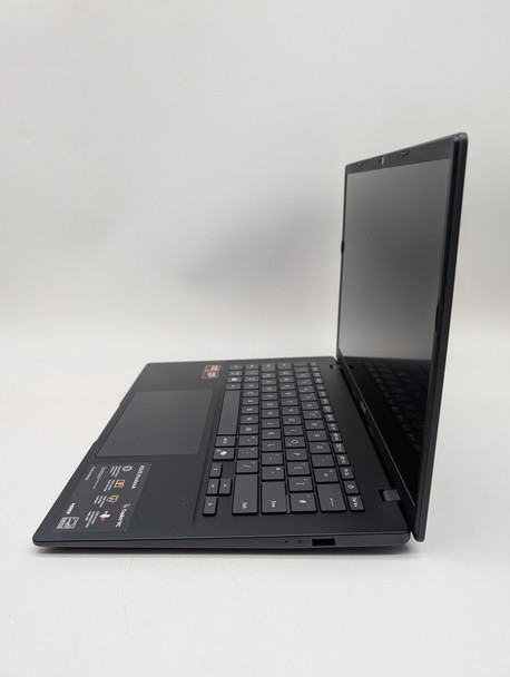 ASUS Vivobook 14 Copilot+ Laptop AMD Ryzen AI 7 16GB RAM 1TB SSD Windows 11 Blue