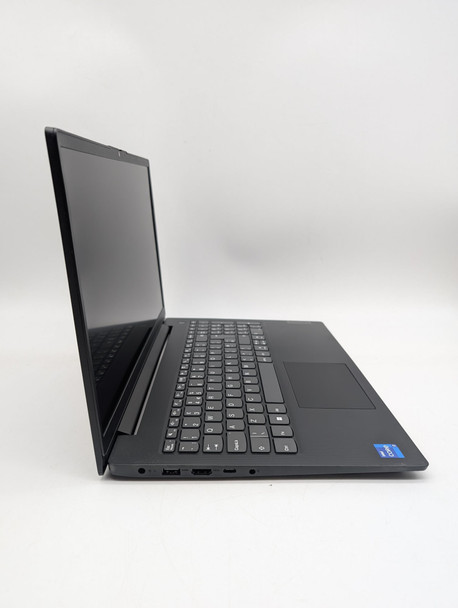 Lenovo V15 G4 Laptop 15.6" FHD i7-13620H 8GB RAM 512GB SSD Win 11 Pro Black