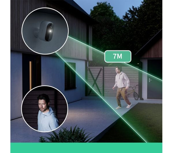 Arlo Essential 2K Outdoor Security Camera 3-Pack + Solar Panels 