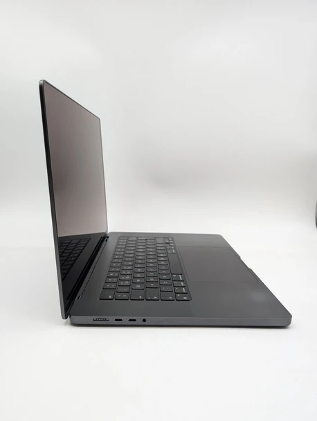 Apple MacBook Pro 16" M3 Pro 12-Core 36GB RAM 512GB SSD 18-Core GPU Space Black