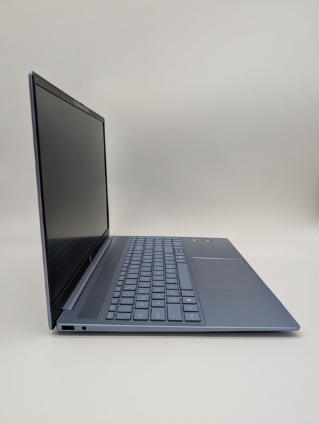 HP OmniBook 5 16" Laptop AMD Ryzen AI 5 340 16GB RAM 1TB SSD Blue