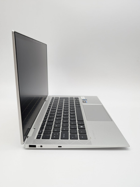 HP EliteBook x360 1030 G8  13.3" 2-1 FHD Touchscreen i7-1165G7 16 GB 512 GB SSD