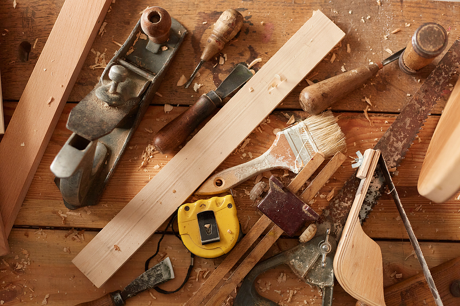 Crafting Your First Project: How to Choose Your Beginner's Carpentry Kit -  Sandpaper America