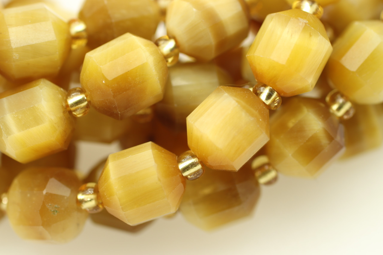 18mm Round Tiger Eye Beads on Temporary Strand 