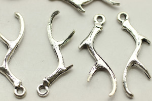 Antlers, Double Sided, Antique Silver Plated Metal Alloy, approx. 17 PCS