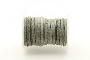 Suede Silver 3mm Flat 32 Feet