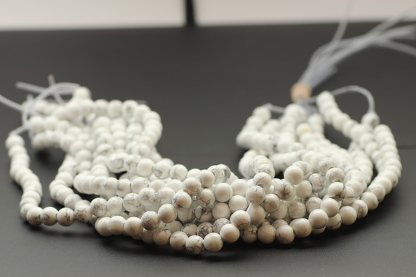 Howlite, Natural, Smooth Round, 8mm with 2mm Hole, One Strand