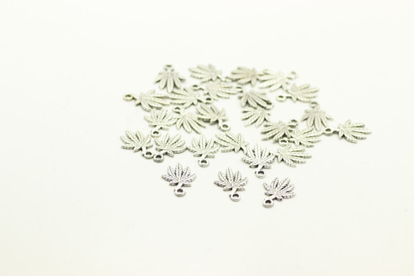 MARIJUANA LEAF 20x14x1mm