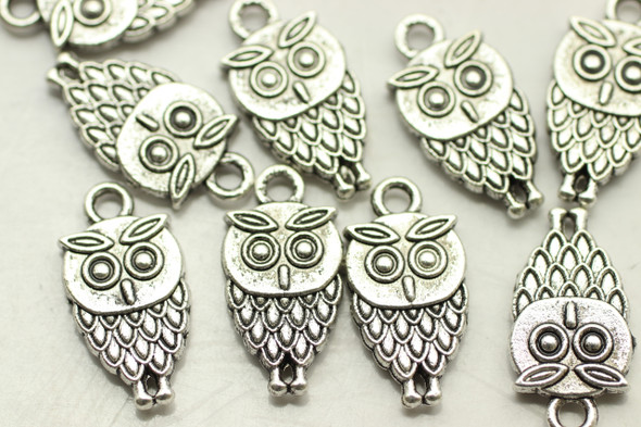Owl, 18x9x3mm, Antique Silver Plated Metal Alloy, approx. 20 PCS