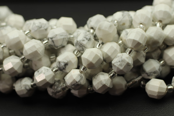 Howlite, Natural, Faceted Off Round, 8mm, One Strand