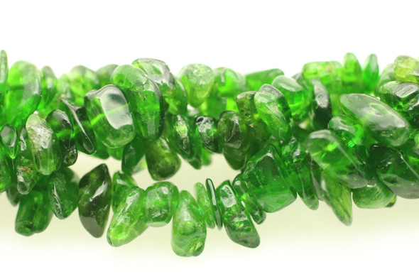 Chrome Diopside, Natural, Chips, 15in Strand, 8x4mm