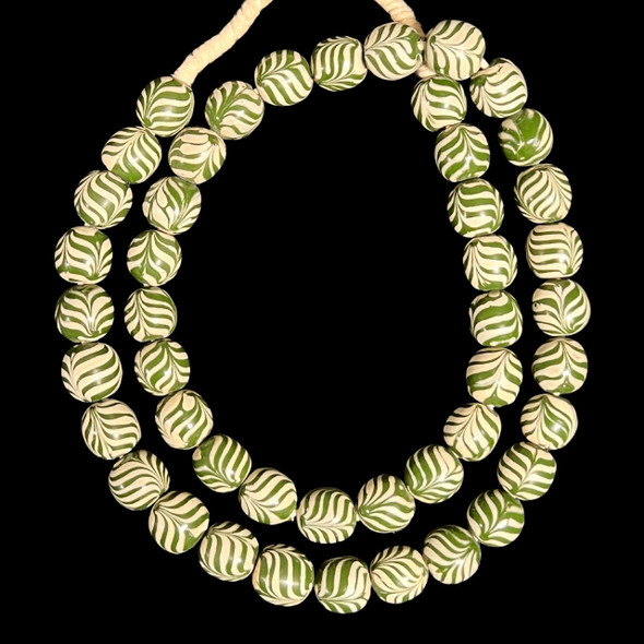 Indonesian Java Glass, Round, Feather, Green, 16mm, 30in Strand