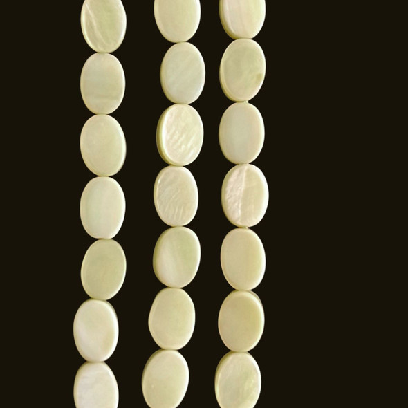 Shell, Smooth Oval, Green, Dyed, 7x5mm