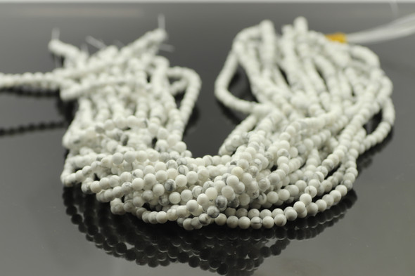 4mm Howlite, Natural, Smooth Round
